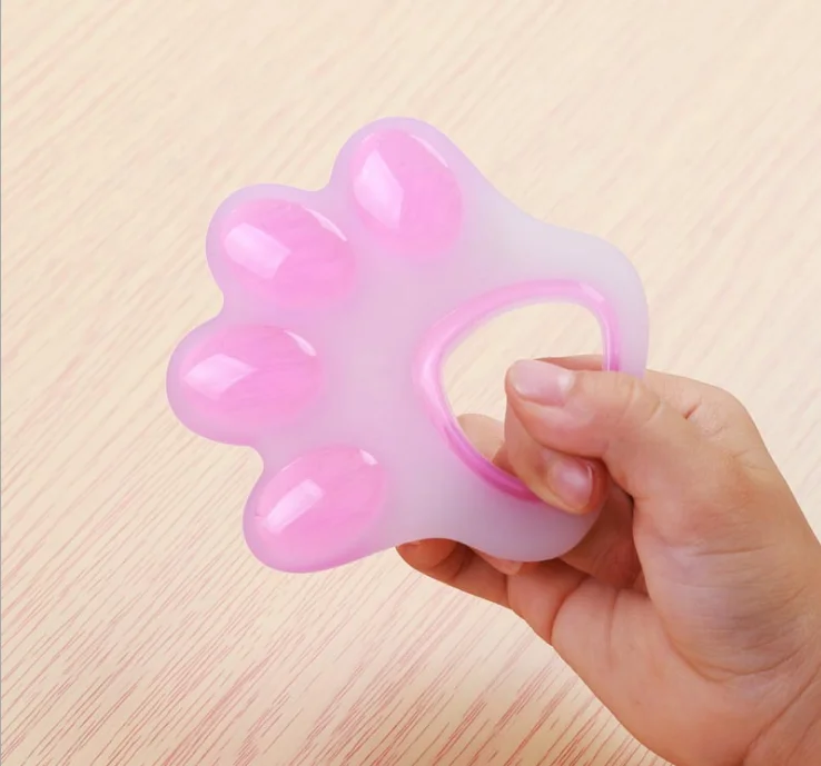 
factory direct sale BPA Free infant pink Claws shape soft Silicone baby teether toys 