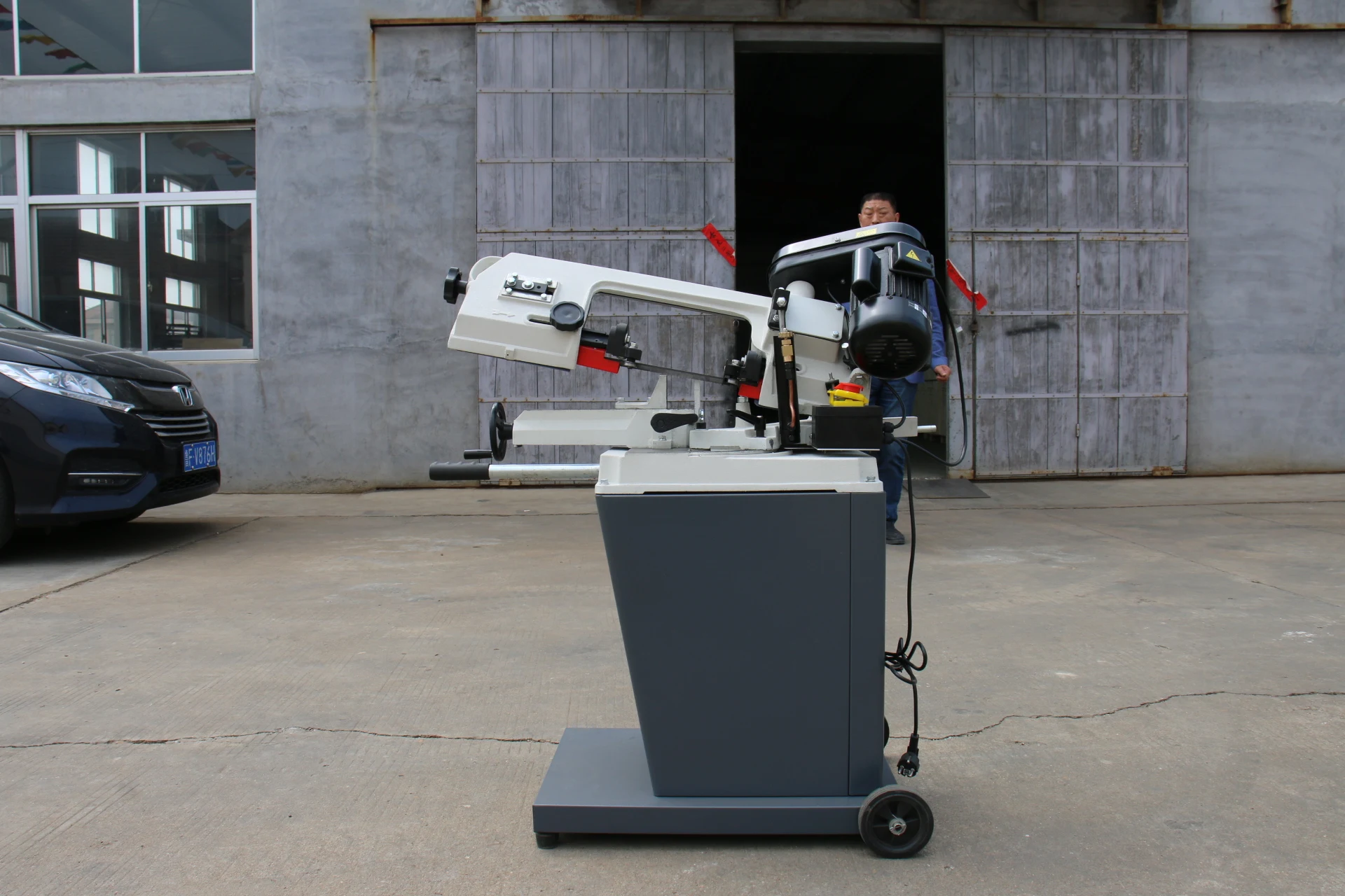 Best Swivel Head Metal Band Saw Steel Cutting Bandsaw Blades For Sale