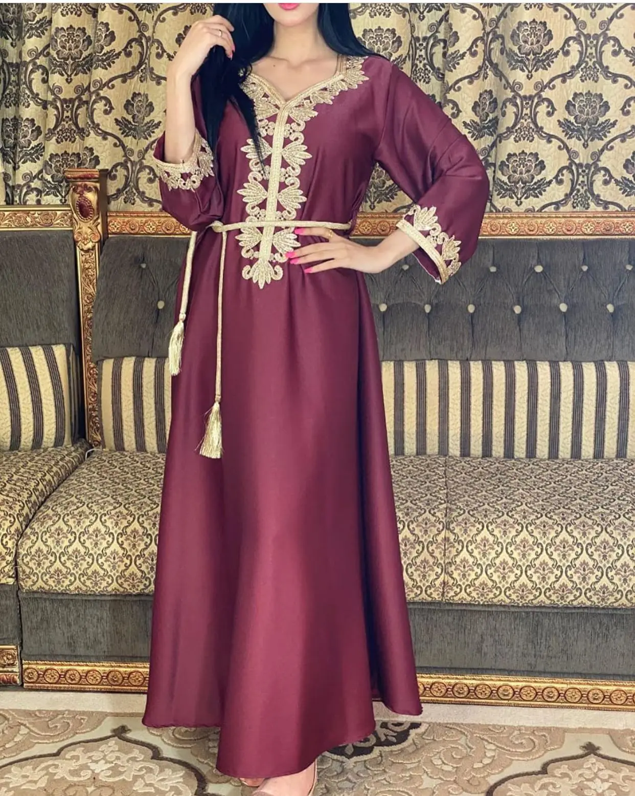 

Middle East Dubai Muslim Clothing Kaftan Gorgeous Embroidery Jalabiya Abaya Long Dress For Women, 3 colors