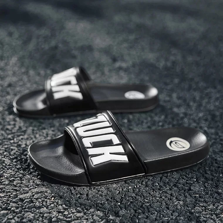 
2020 Factory Custom Logo Slippers Fashion Boy Designer Slippers Footwear Soft Embossed Printed Slides for Men 