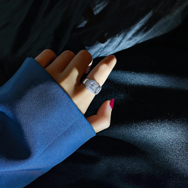 

Adjustable Belt Buckle Clear Zircon Finger Rings For Women Wedding Temperament Fashion Jewelry Gifts Luxury Rings, Customized color
