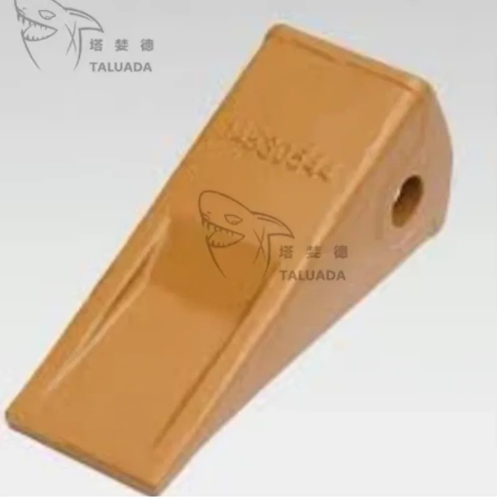 TALUADA EC210 Excavator Parts EC210 Flat Sharp Bucket Tooth 14530544 7KG Bucket Teeth 14530544