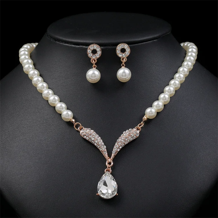 

Wholesale Korean Statement Luxury Beaded Pearl Necklace Earring Set Women Fashion Bridal Dress Accessories