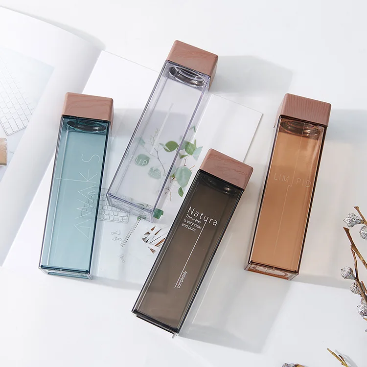 

2022 Hot Selling Clear Frosted Square Plastic foldable Water Bottle wooden plastic lid water bottles, 4 colors
