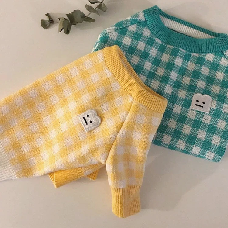 

INS new Korean plaid autumn and winter warm cute small dog sweater
