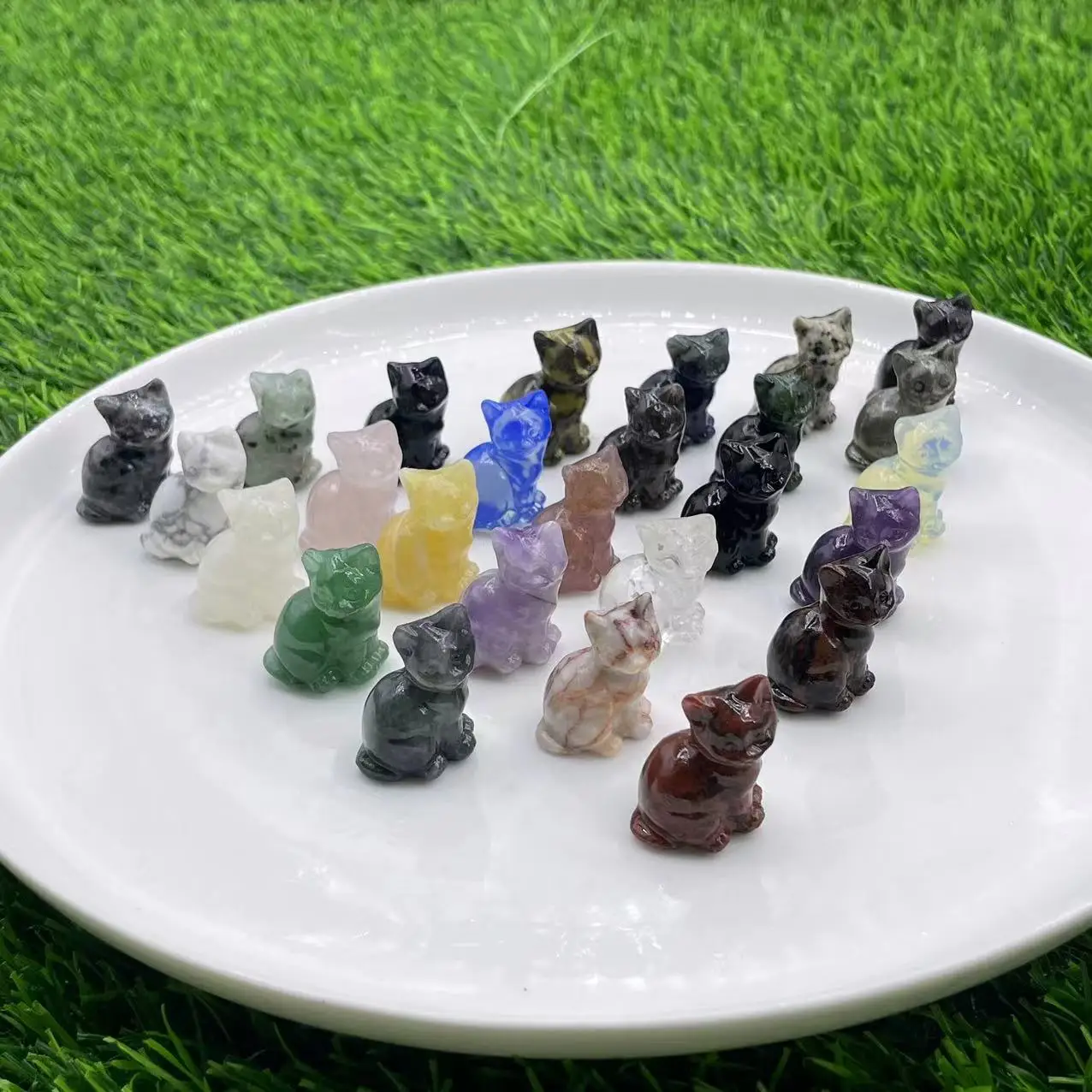 

1.2 inch cats Carving Statue Natural Crystal Stone Folk Crafts Hand carved multi stones crystal cute cats healing stones