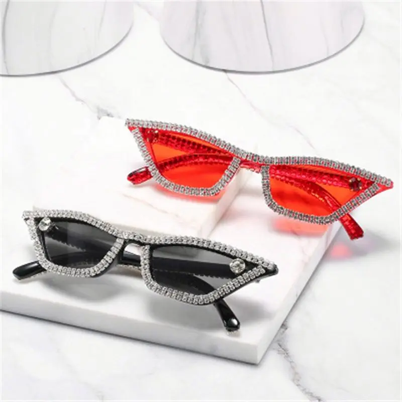 

Rhinestone Women Diamond Cateye Crystal Sunglasses in Stock, 4 colors
