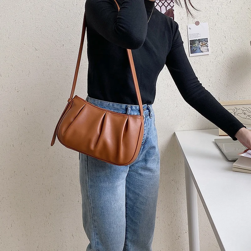 

Korean version of women's new one-shoulder armpit bag fashion versatile cross-body bag pleated soft side small square bag