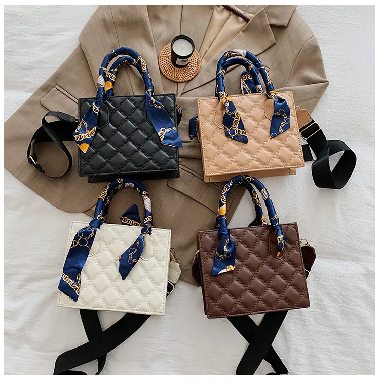 

HQC-6060 Fashion embroidery thread ladies messenger bags small square crossbody bag women, As the picture shows