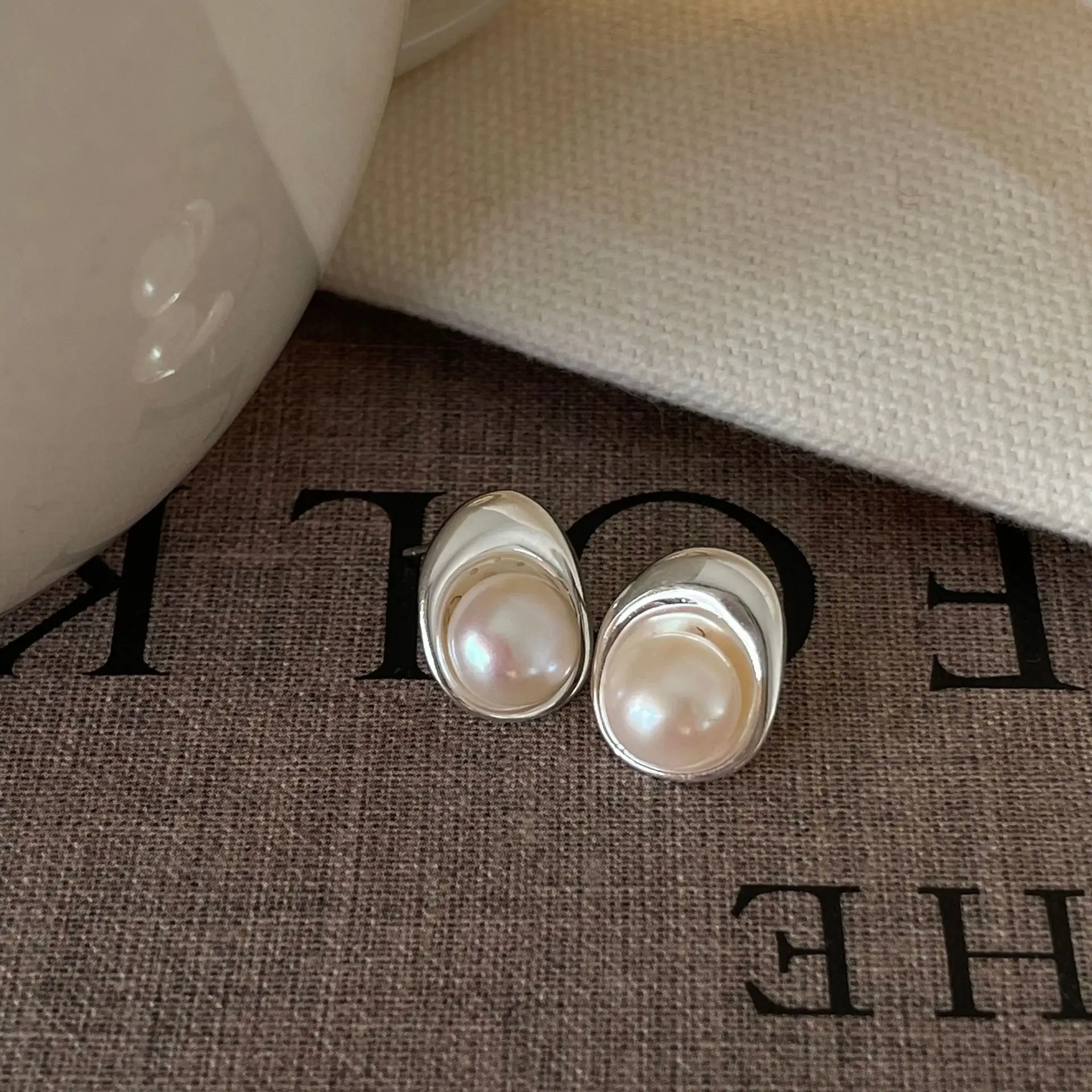 

VIANRLA pearl stud earrings 925 sterling silver vintage silver pearl earrings