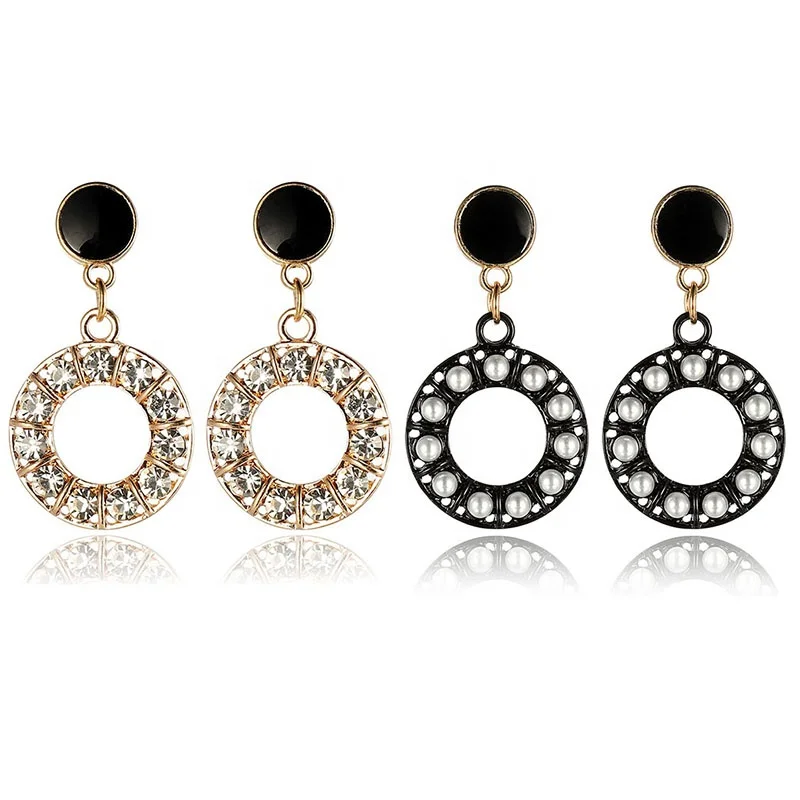 

Luxury Gold Rhinestone Fresh Water Pearl Earring Retro Geometric Hoop Pearl Earring Oval Shape Stud Earrings for women Jewelry, Picture show