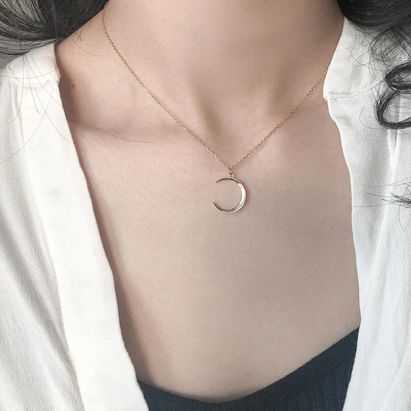 

Hot sale fashion moon clavicle chain s925 silver plating gold necklace for women Dylam jewelry