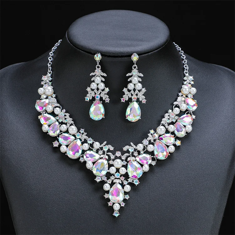 

Hot Sale New Fashion Leaf Shape Rhinestone Crystal Pearl Necklace Zirconia Jewelry Set For Women