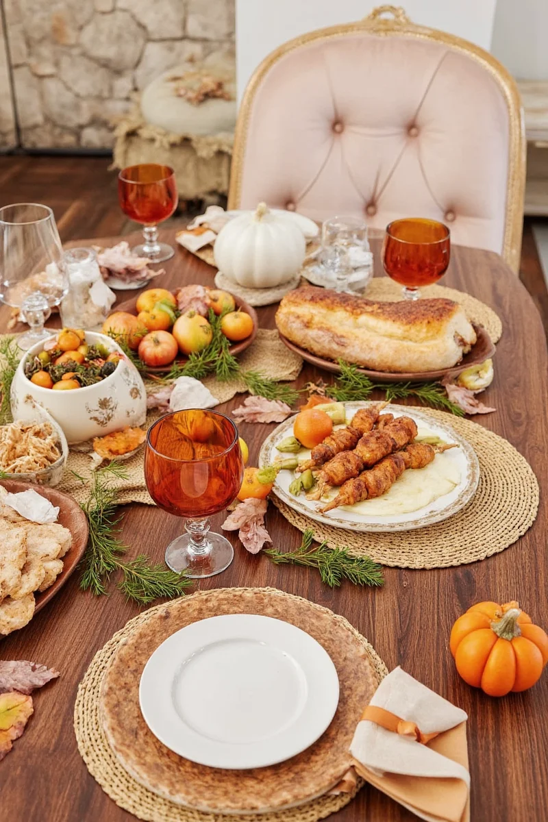 Eco-friendly Thanksgiving table with sustainable decor