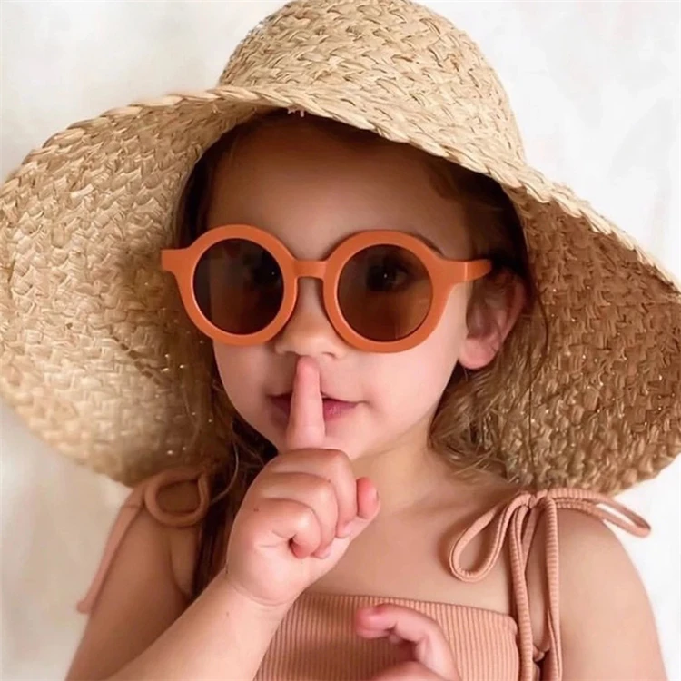 

Cheap Wholesale 2021 Fashion Baby Sun Glasses Children Vintage Round Cute Toddler Shades Kids Sunglasses For Little Girl, As show /custom colors