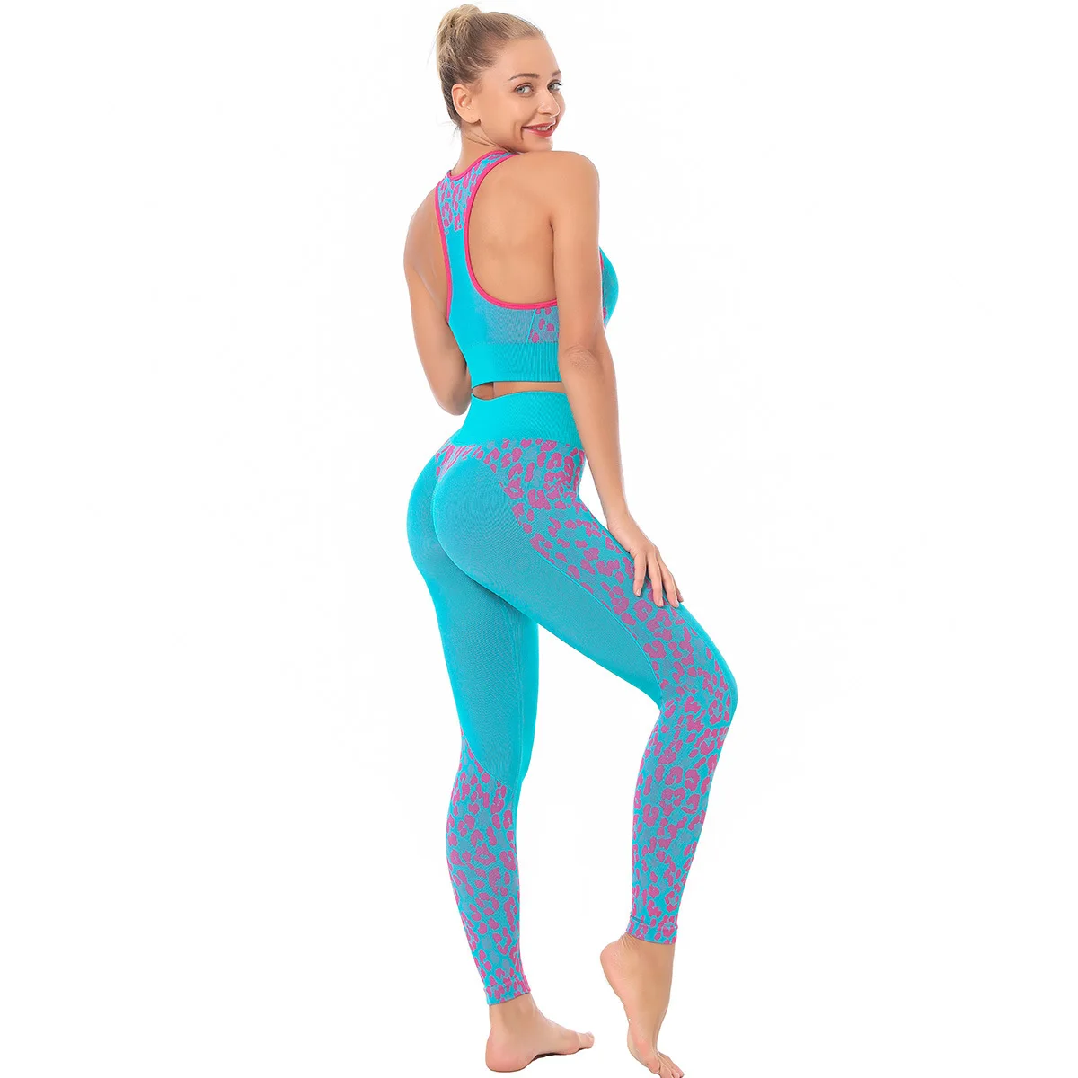

Custom Women Sports Wear Sports Bra and Leggings Gym Clothing Two Piece Yoga Set Camo Fitness Leopard Seamless Pants Sportswear, Customized colors