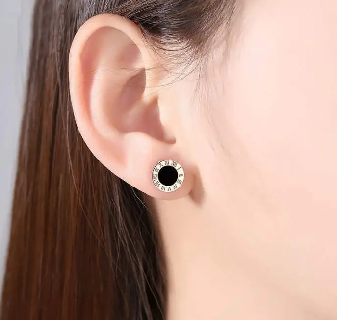 

2021 new style Simple Statement Stainless Steel Stud Earrings For women and men