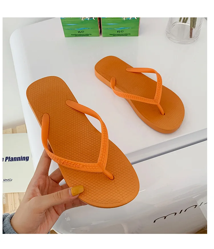 

Cute, lightweight, wearable, and non-slip beach flip flops for summer 2022