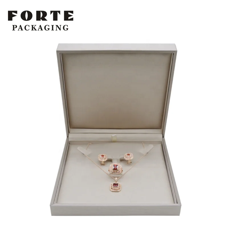 

FORTE gold' kotak' perhiasan high end three-piece leather large rigid custom necklace jewelry set box