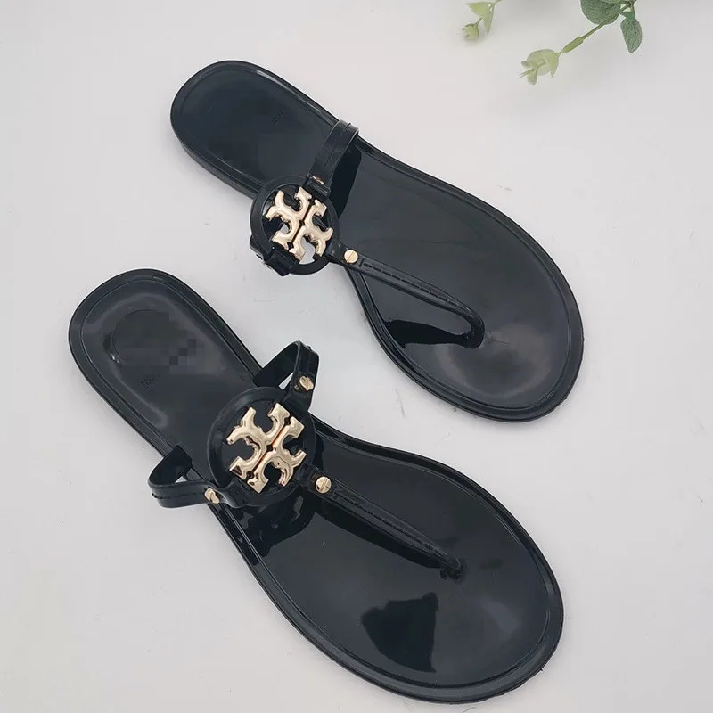 

2021 fashion Women's Thong Flip Flops Superior Quality Flat Pvc Jelly Sandals For Evening Dress, Customized color
