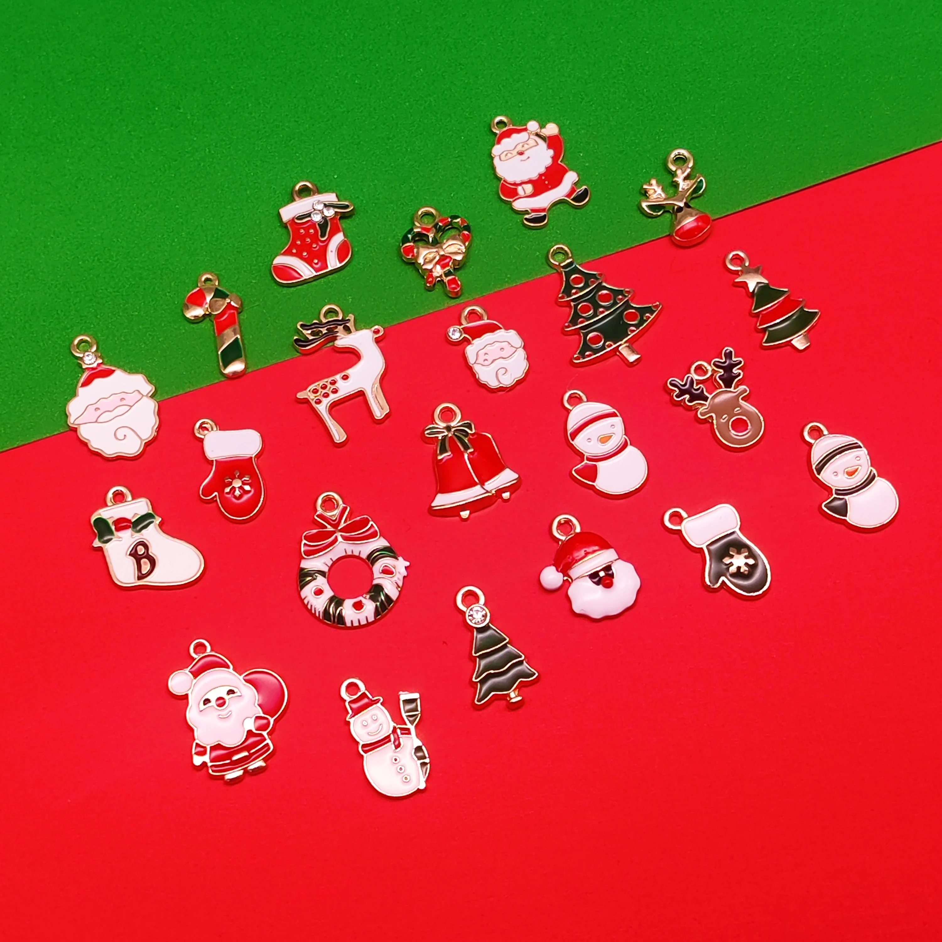 

wholesale Christmas Tree Santa Keyring Keychain Pendant Ornaments Metal Xmas Christmas Keychains