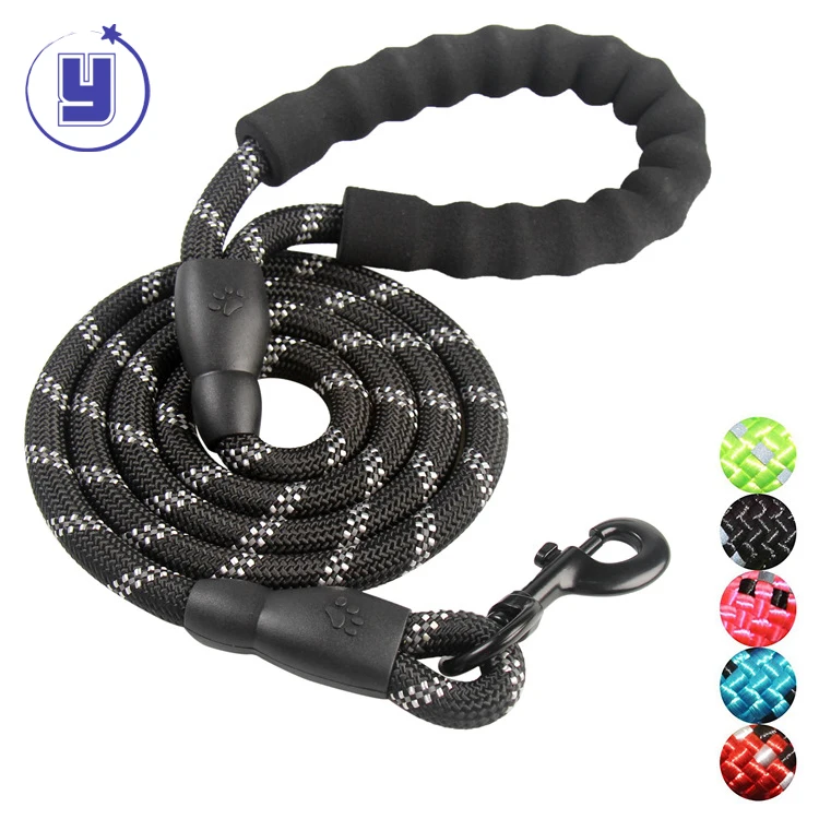 

Hot Sell 1.5M Dog Leash with Waste Bag Dispenser, Instock