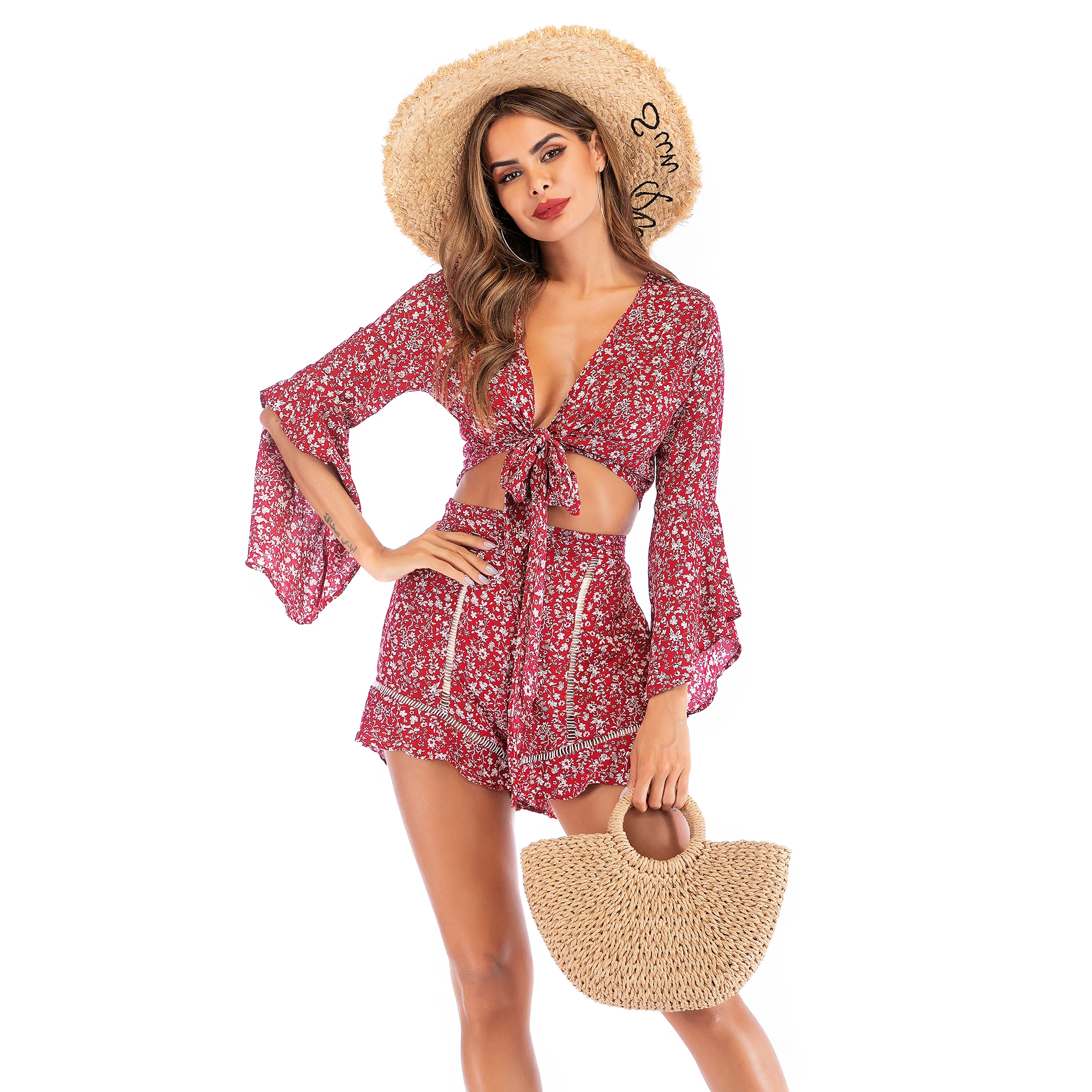 

Amazon Chiffon Casual Suit 2021 Summer Long Sleeve Floral Chiffon Shirt Beach Vacation Shorts Women 2 Pcs Set