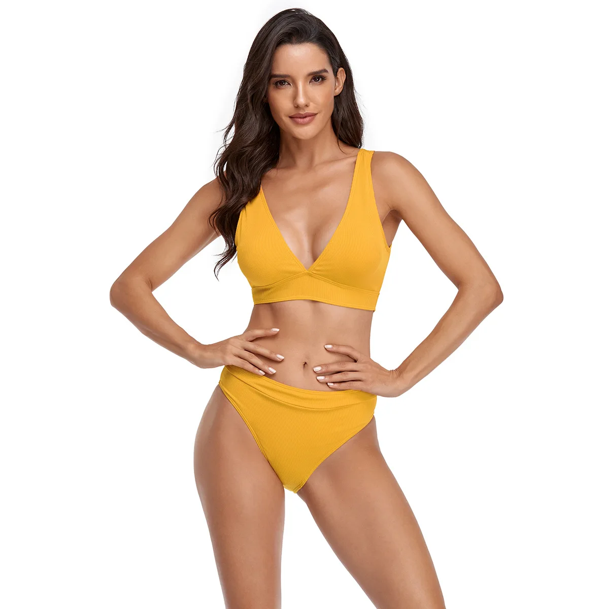 

2021 new solid color triangle bikini European and American sexy high waist halter vacation swimsuit, Customized