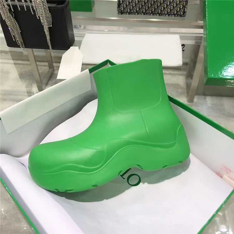 

Solid Color Rubber Waterproof Round Toe Shoes Thick Soled Short Rain Boot Women Ladies Rain Boots, Customized color