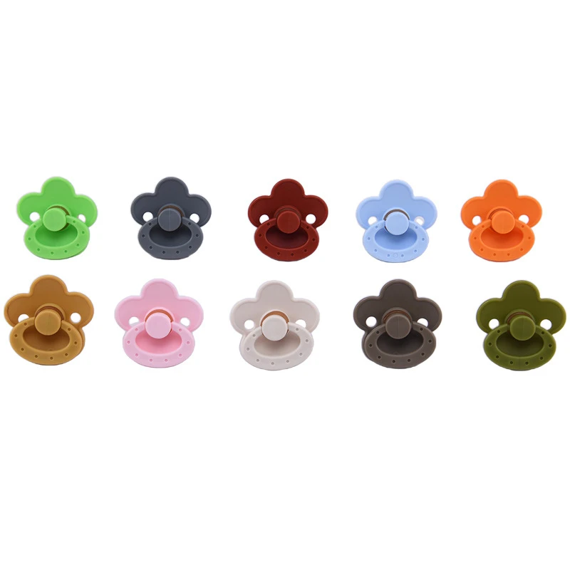 

W10 Wholesale Natural Rubber Baby Pacifier OEM BPA-Free Infant Soft Personalized Baby Teethers Silicone Pacifier