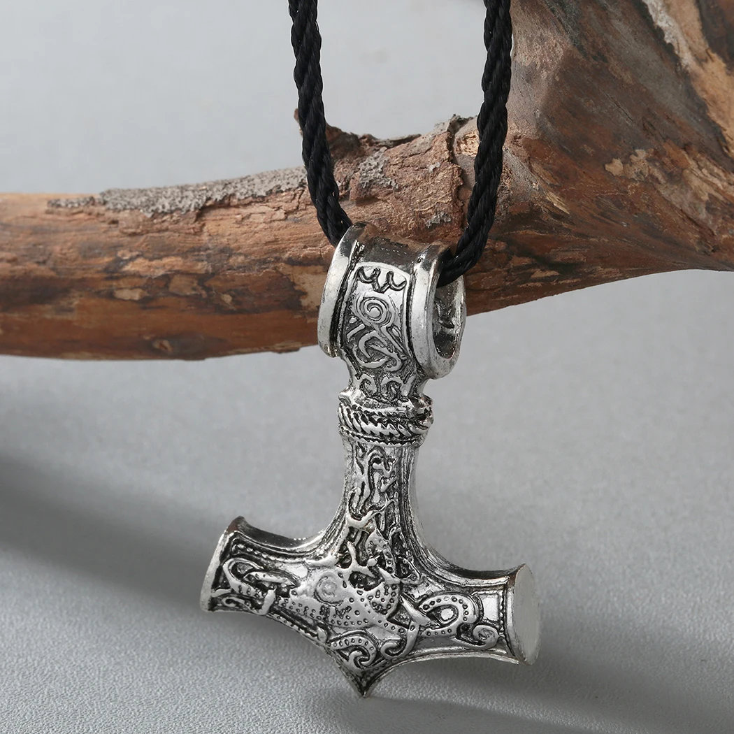 

Viking Thor's Hammer Cetic Knot Wolf Pendant Necklace For Men Slavic Antique Fashion Jewelry, Rose gold,silver ,18k gold