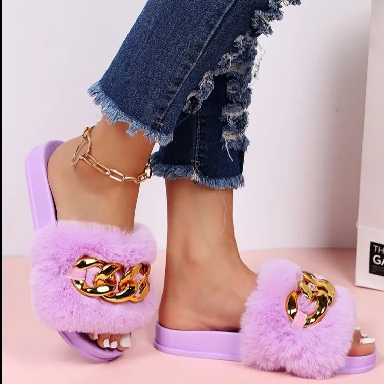 

Winter Warm Fashion Fur Slides Metal Gold Chain Decoration Women Slides Furry Slippers Soft Fuzzy Sandals For Women