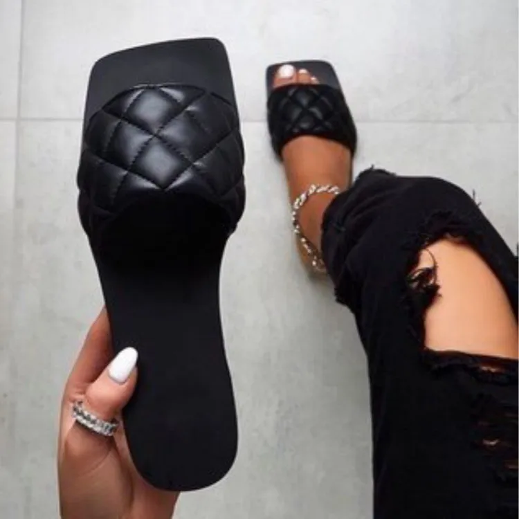 

New arrivals ladies shoes summer flip flops transparent PVC beach slippers and sandals women, Black,white,transparent