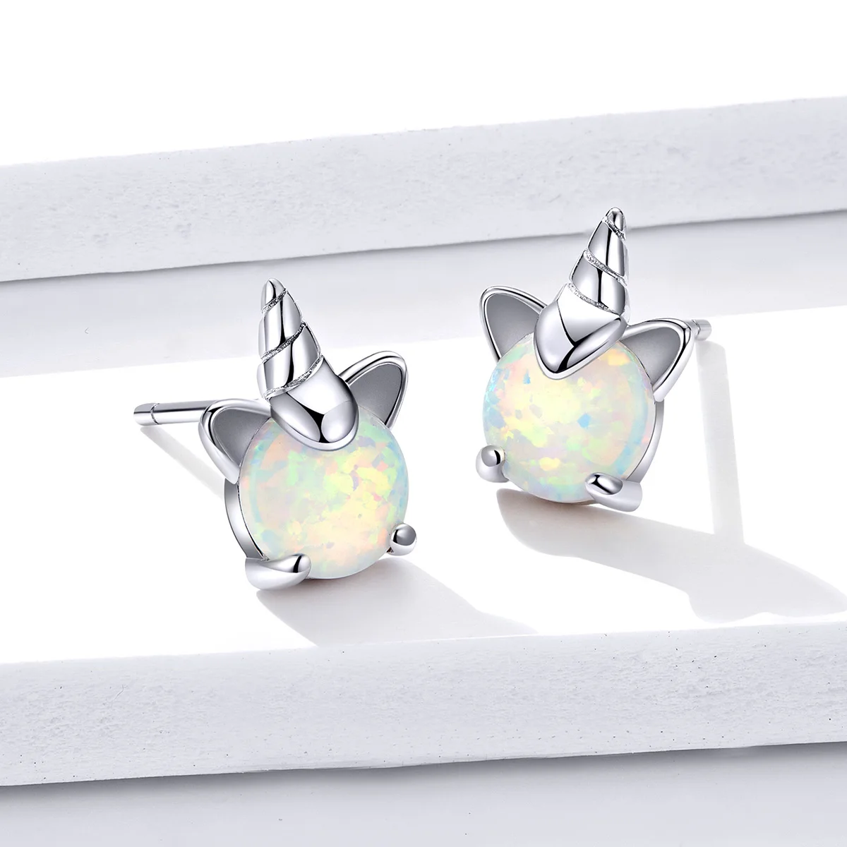 

Factory Supply Lovely Unicorn Druzy Tiny Earrings 925 Sterling Silver