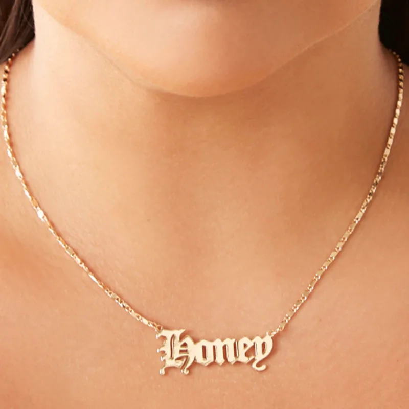 

Personalized Fashion English Letter HONEY Necklace Custom Letter Pendant Necklace For Women (KNK5162), Same as the picture