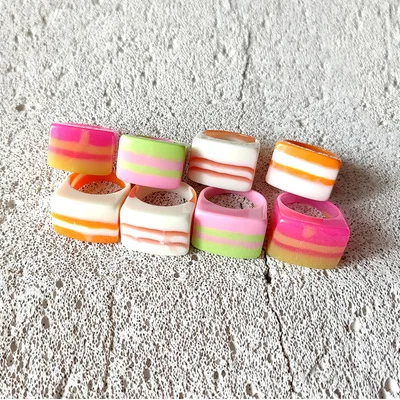 

New Arrivals Hot Selling Good Quality Fashion Personality Candy Color Macaron Square Stripe Geometric Acetic Resin Finger Rings