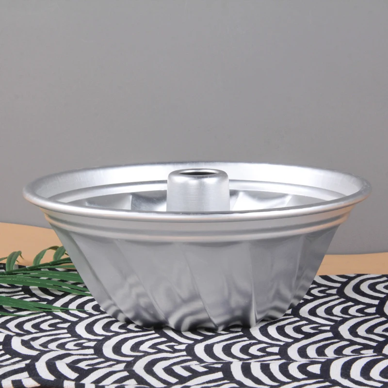 8 Inch Bundt Pan Fluted Tube Cake Pan Baking Bundt Mold Gugelhupf Mould