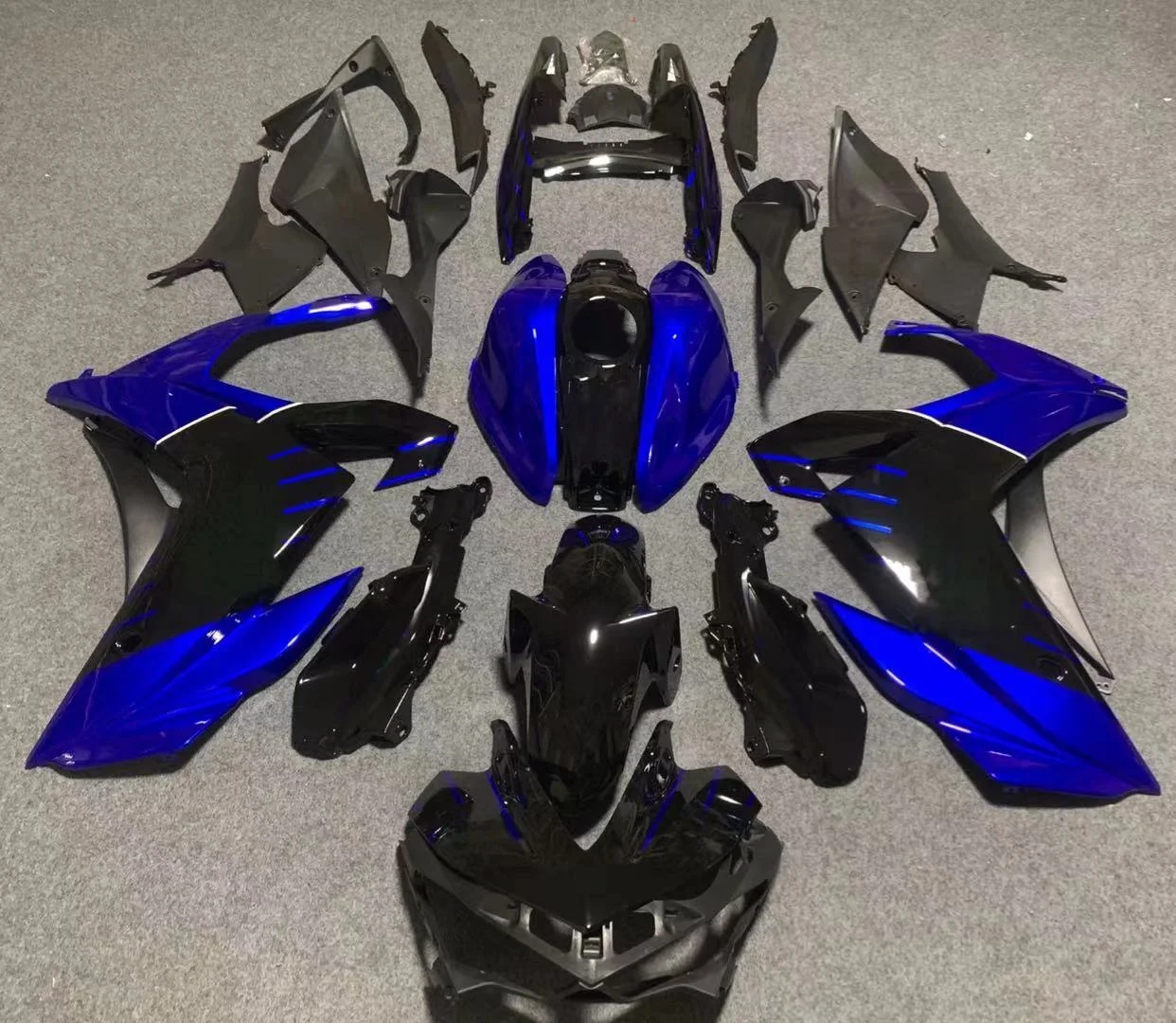 

2021 WHSC Motorcycle casing For YAMAHA R3 2015-2018 Fairing Kit black blue, Pictures shown