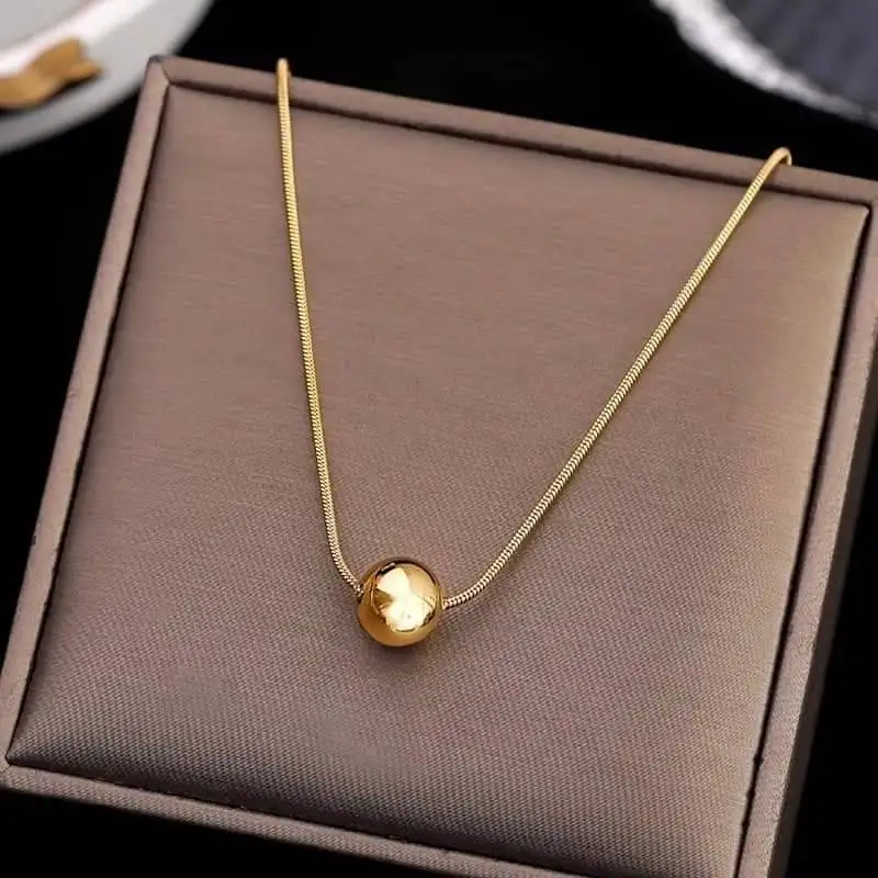 

Simple Fashion Transfer Bead Titanium Steel Necklace Pendant Women's Ins Small Golden Bean Clavicle Chain Designer Jewelry