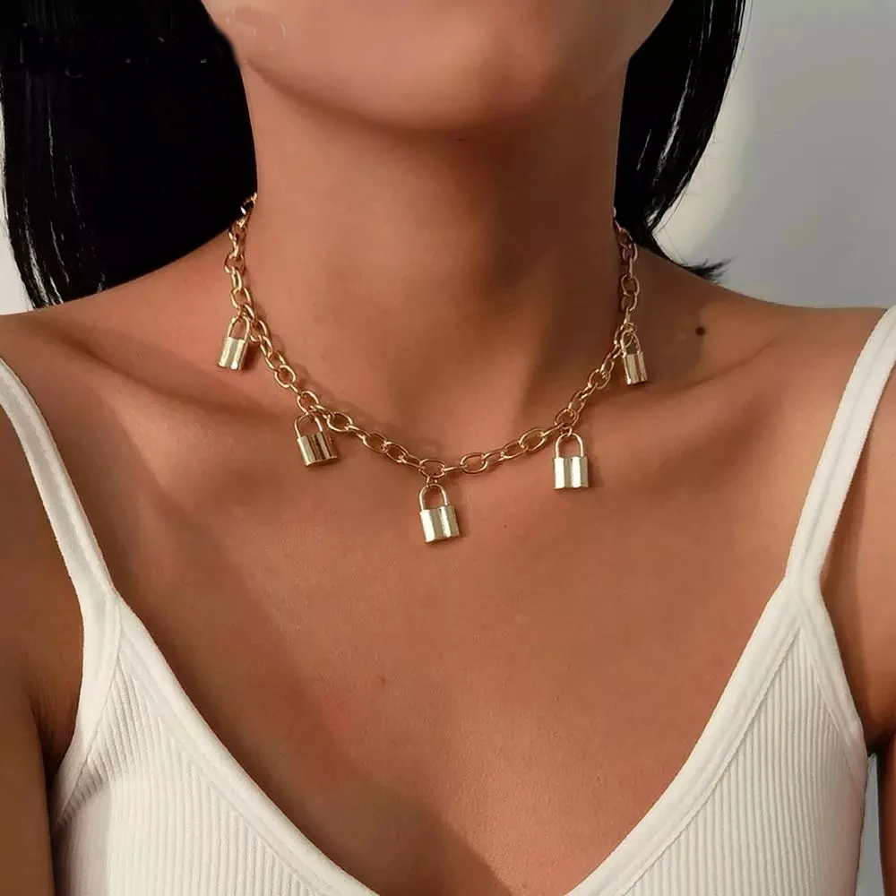 

Fashion Goth Lover Lock Pendant Choker Alloy Necklace for Women
