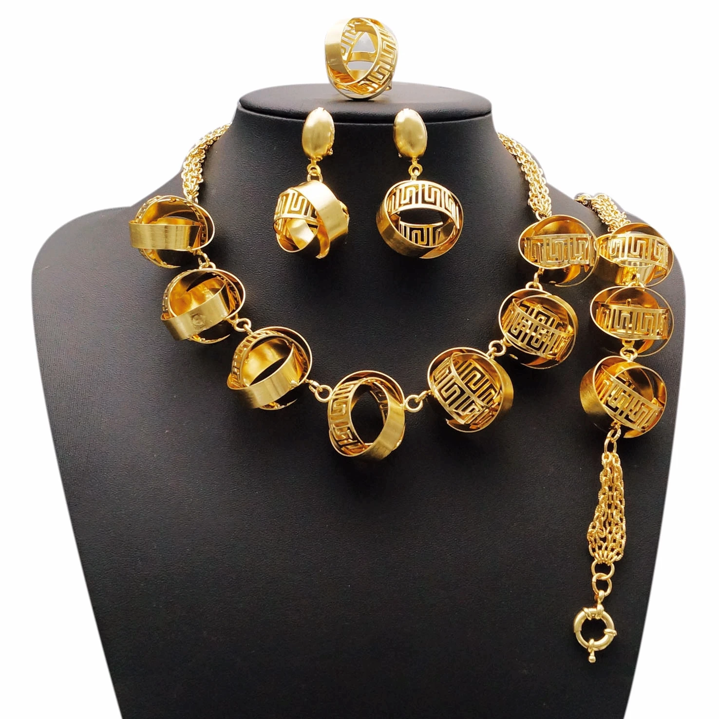 

Yulai Dubai Gold Plating 24K gold Copper Alloy Rich Circle String Jewellery set Daily or Wedding Party Accessories