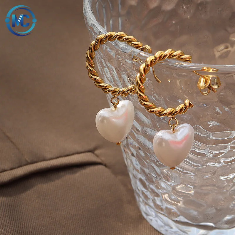 

2021 Fashion 18K Gold Stainless Steel Jewelry Twisted Rope CC Earrings Heart Imitation Pearl Drop Earrings, Gold,silver