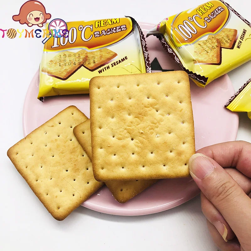 cream cracker sesame biscuits