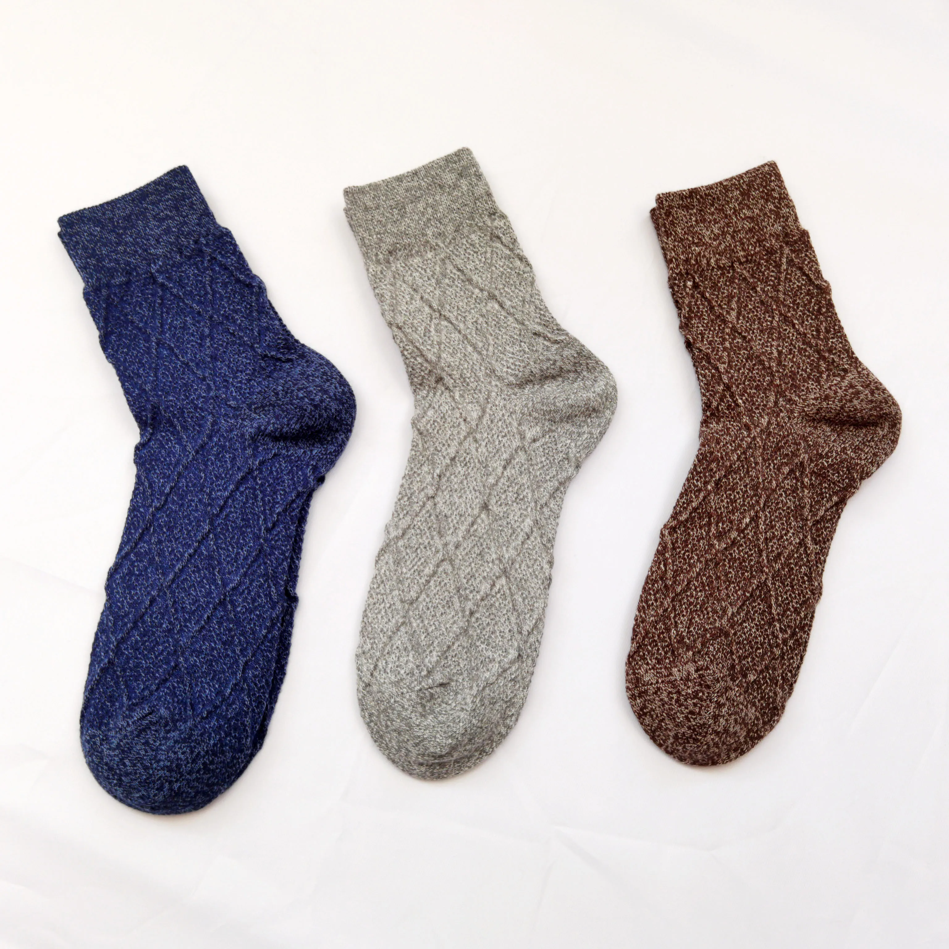 

Autumn and winter new men's socks wholesale selling blended solid color foreign trade cotton business socks custom, 3 colors