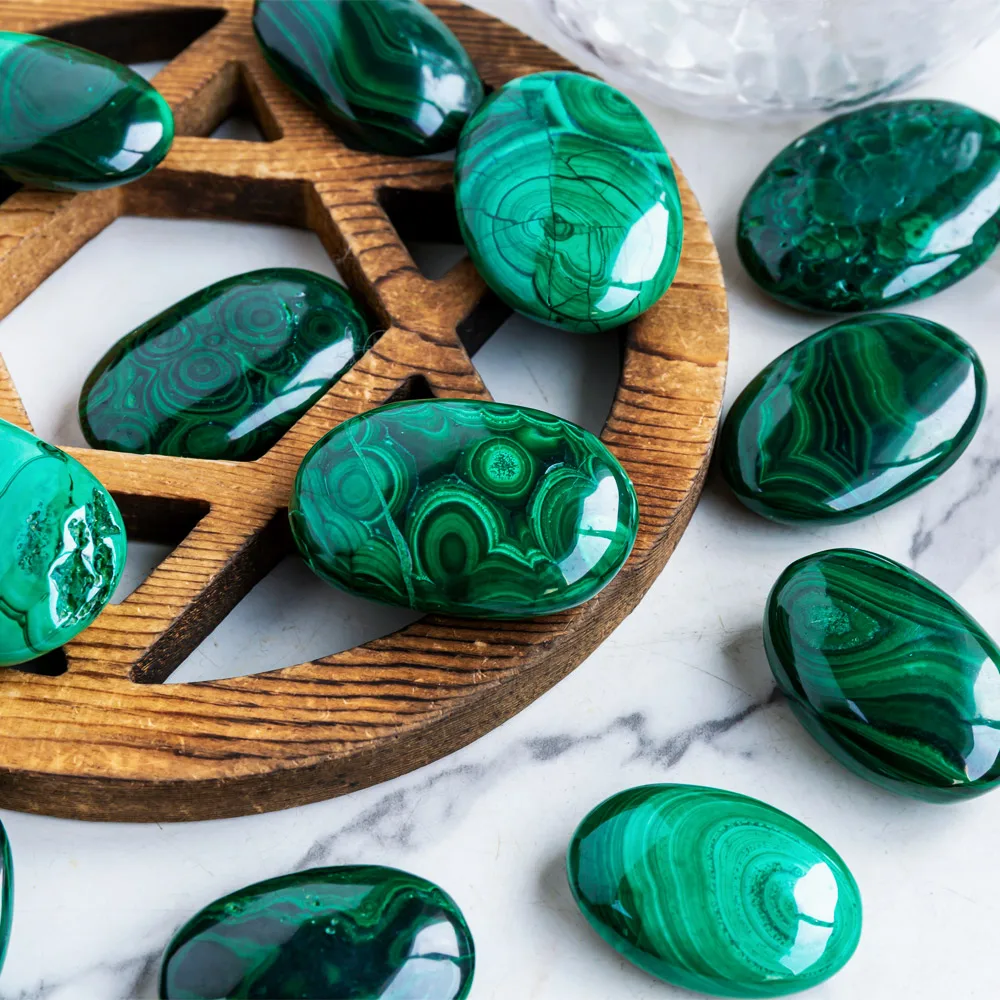

Wholesale Wedding Favors Rare Malachite China Crystals Healing Stones Natural Palm Stone