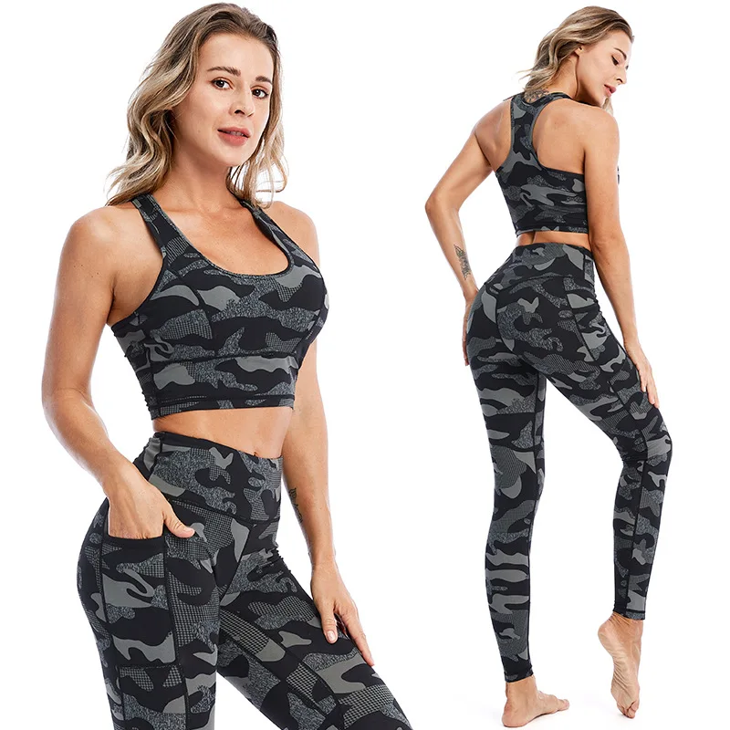 

Plus Size Women Active Wear 2 Piece Camo Print Yoga Outfit Compression Workout Gym Bra and Legging Set