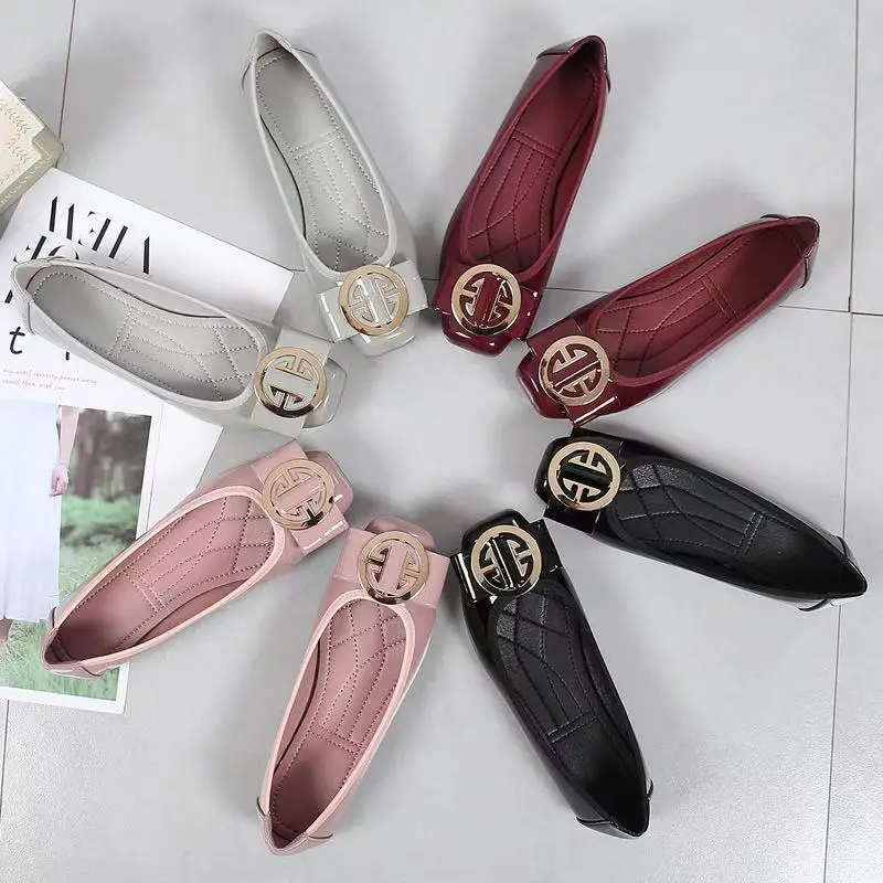 

2021 fashion new scoop shoes soft sole ladies flat shoes casual all-match women Boat Shoes, Picture
