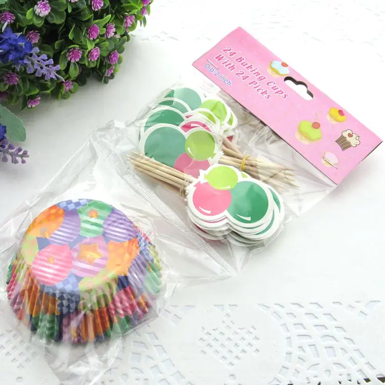 

Wholesale Christmas Cake Decoration cupcake toppers, Assorted