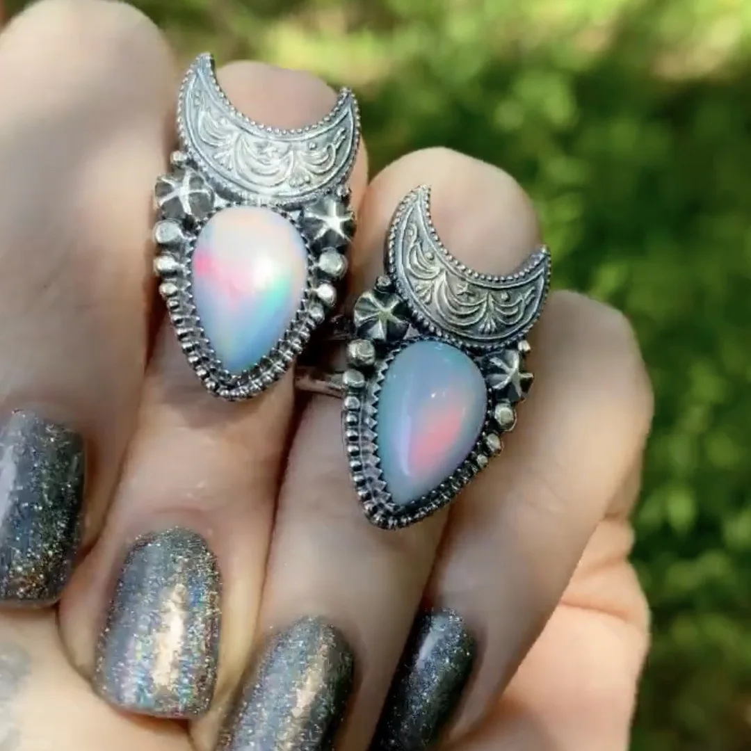 

Natural Rainbow Stunning Unique Moonstone Celestial Moon Star Ring