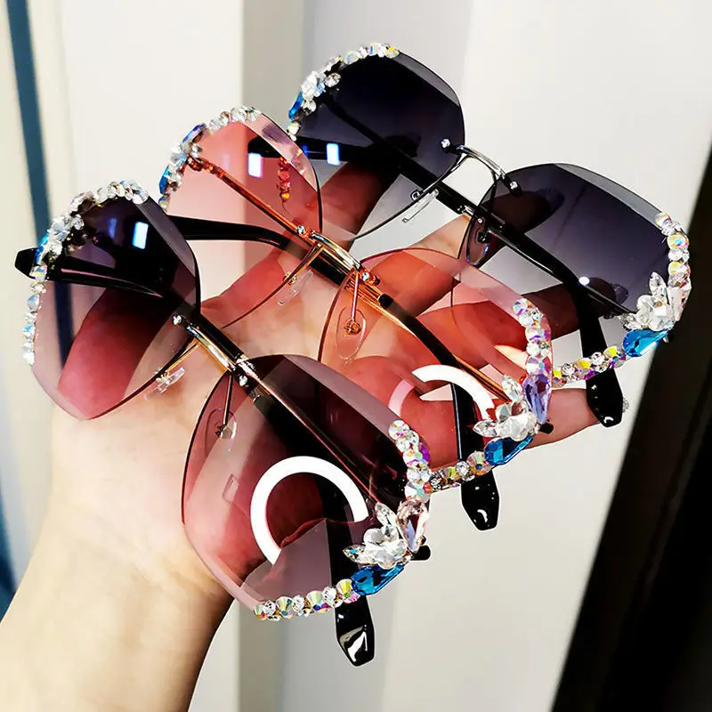 

Conchen shades Hot river optical with candy color lens sunglasses 2021 women newest diamond bling rhinestone sunglasses 2021